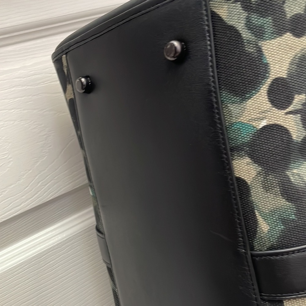 Coach Gotham Duffle Bag Camo Canvas Green Blue - Picture 6 of 16